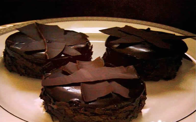 çikolatalı pastacıklar